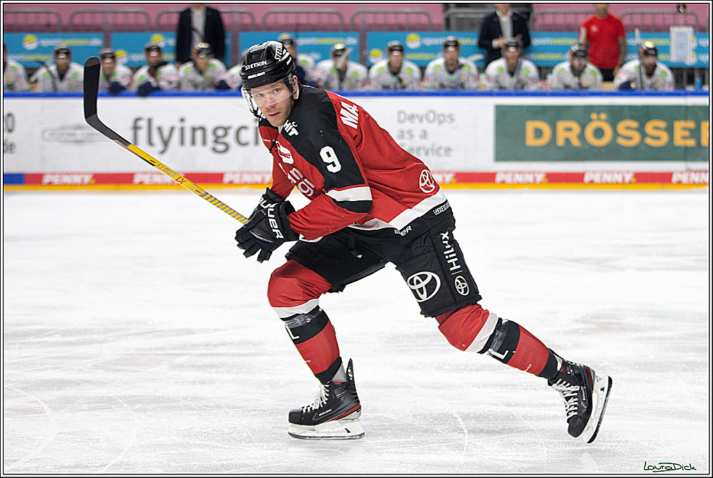 PENNY DEL; Koelner Haie- Eisbaeren Berlin; Koeln, 28.12.2021
